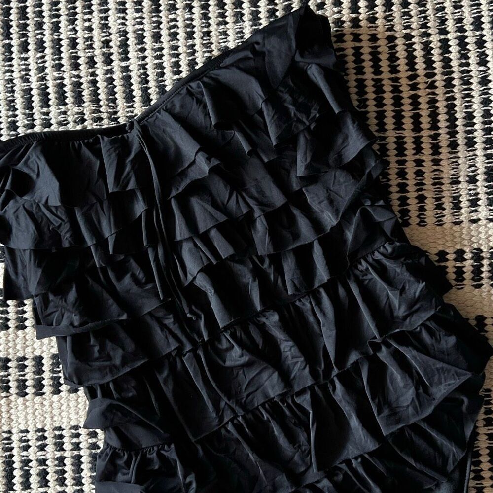 Xhilaration Size Small Black Strapless one piece swim suit - Picture 3 of 5